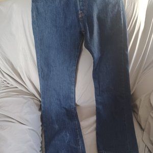 Levis